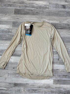 Polartec power dry NWT mens beige base layer long sleeve top size small P6